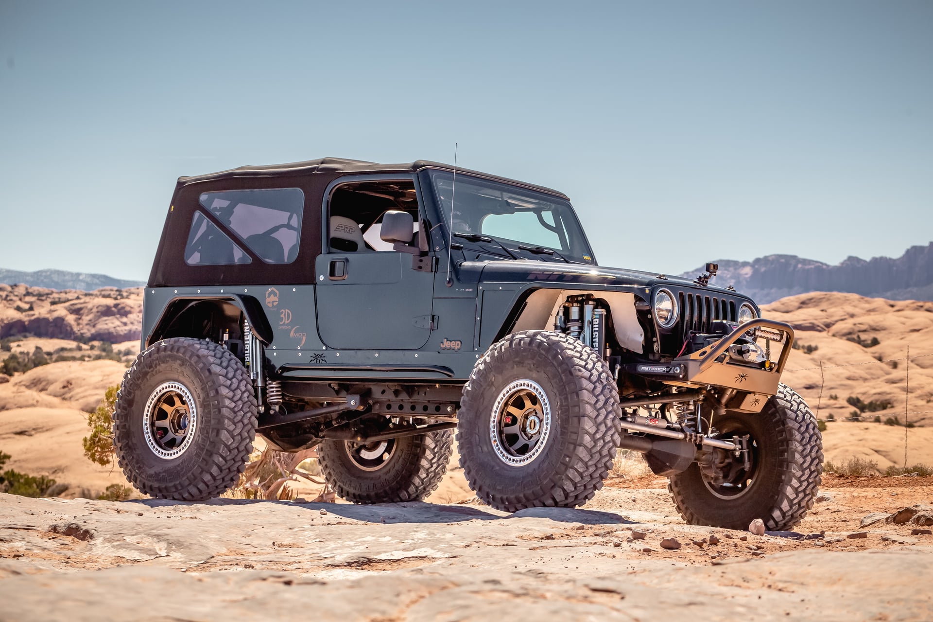 2005 Jeep Wrangler LJ on Branik Motorsports parts